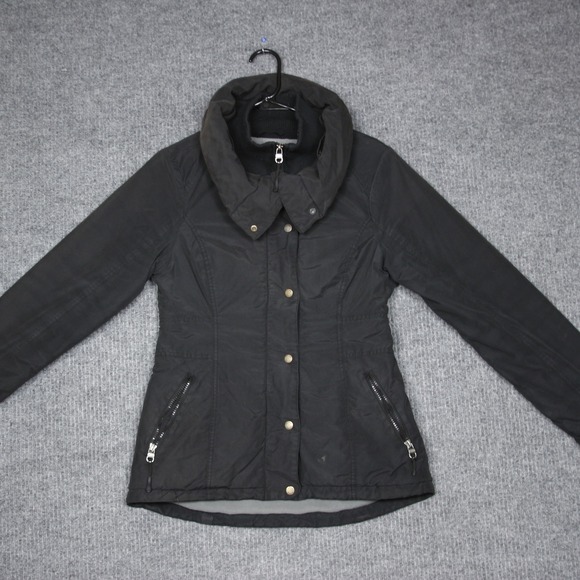 Bench Urbanwear Jackets & Blazers - Bench Urbanwear Women Black Quilted Zip Up Jacket Size S Comfortable Streetwear